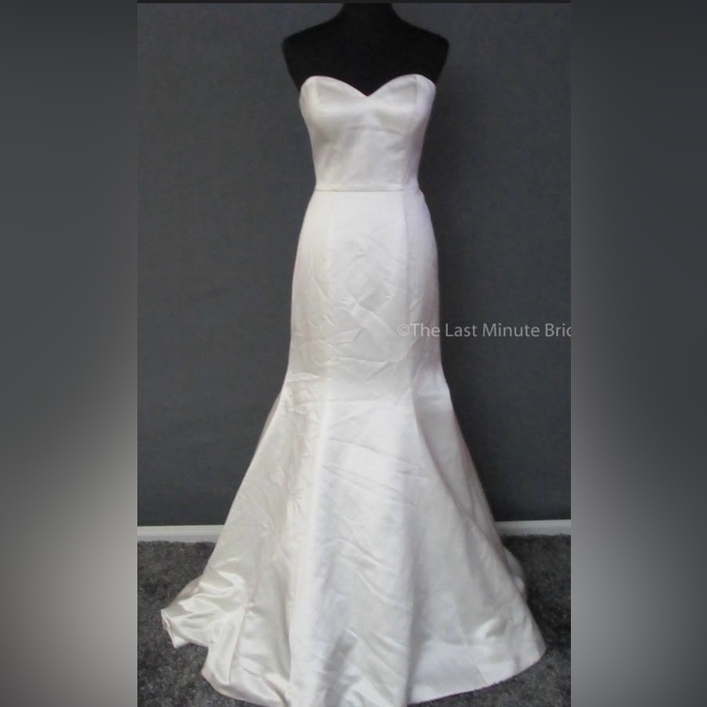 Stella York White Sweetheart Strapless Bridal Gown Fit & Flare MUST SELL!